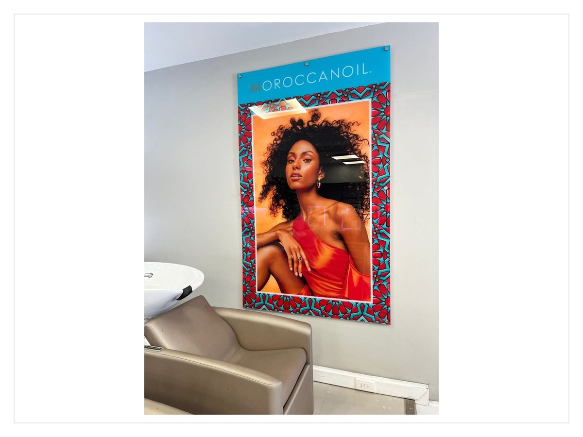 Cuadro acrílico publicitario para peluquería